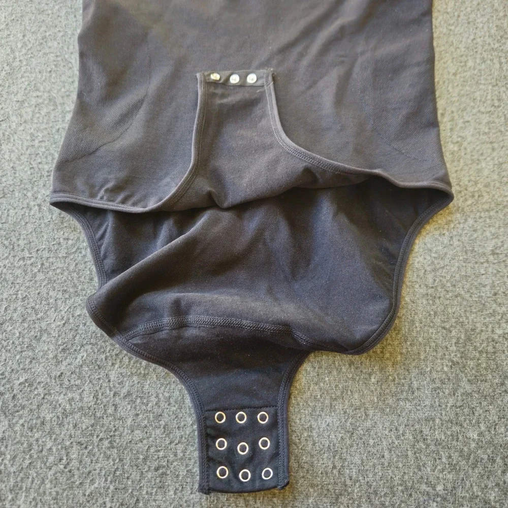 New! Shapermint Bodysuit Womens M Black All Day Every Day Short Sleeve Shapewear